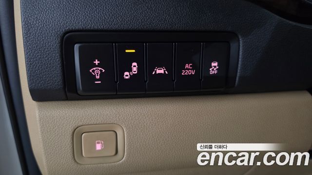 Kia Carnival 9-Seater Noblesse Special 2019 — фото 30