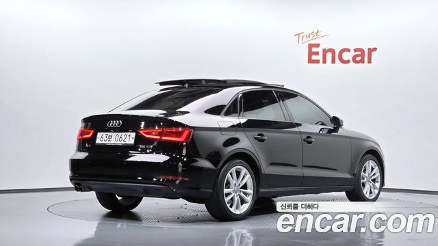 Audi A3 35 TDI Dynamic 8V 2016 — фото 2