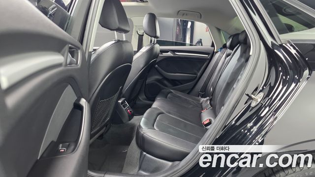 Audi A3 35 TDI Dynamic 8V 2016 — фото 16