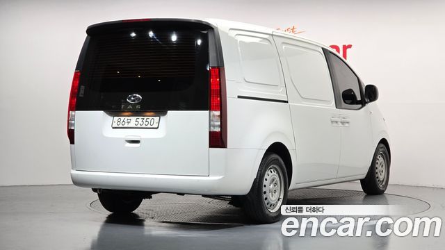 Hyundai Staria Cargo 3-Seater Smart 2022 — фото 2