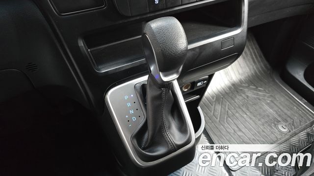 Hyundai Staria Cargo 3-Seater Smart 2022 — фото 9
