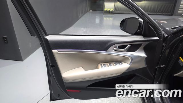 Genesis G70 2.0T Supreme 2018 — фото 30
