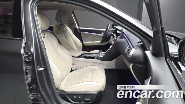 Genesis G70 2.0T Supreme 2018 — фото 32