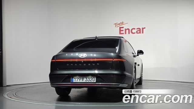 Hyundai Grandeur (GN7) 2,5 Gasoline 2WD Exclusive 2023 — фото 4