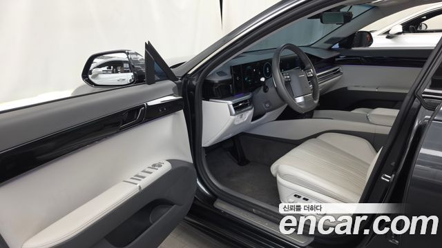 Hyundai Grandeur (GN7) 2,5 Gasoline 2WD Exclusive 2023 — фото 10