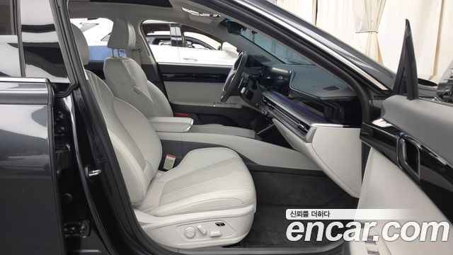 Hyundai Grandeur (GN7) 2,5 Gasoline 2WD Exclusive 2023 — фото 11