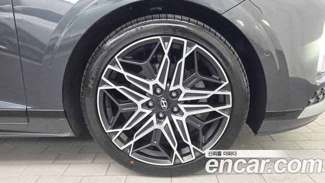Hyundai Grandeur (GN7) 2,5 Gasoline 2WD Exclusive 2023 — фото 21