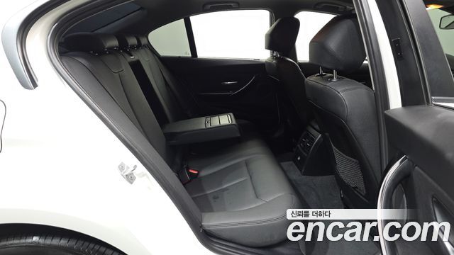 BMW 3 Series (F30) 320d xDrive 2018 — фото 16
