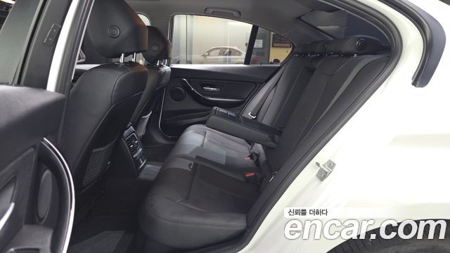 BMW 3 Series (F30) 320d xDrive 2018 — фото 32