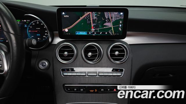 Mercedes-Benz GLC-Class (X253) GLC300e 4MATIC Coupe 2021 — фото 14