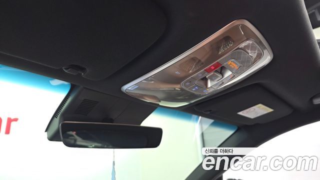 Genesis GV70 2.5T Gasoline AWD 2025 — фото 18