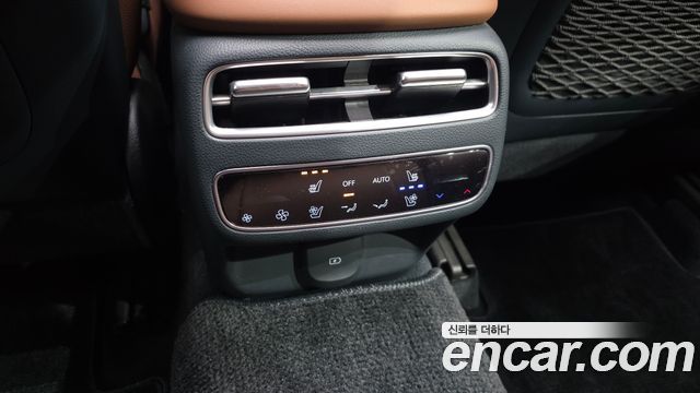 Genesis GV70 2.5T Gasoline AWD 2025 — фото 19