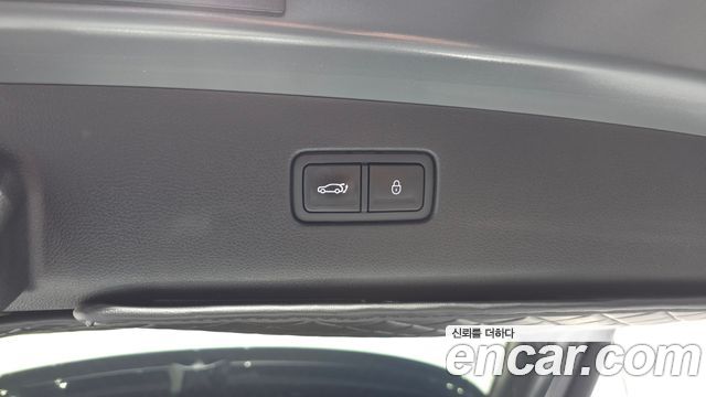 Genesis GV70 2.5T Gasoline AWD 2025 — фото 27