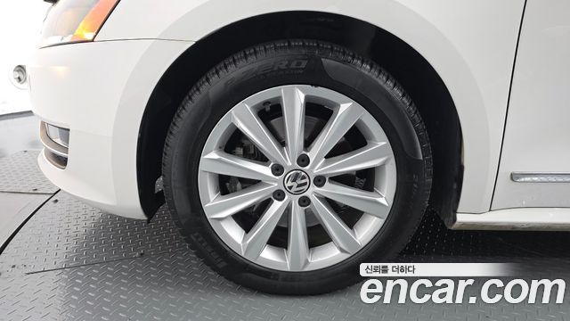 Volkswagen Passat 1.8 TSI B7 2015 — фото 5