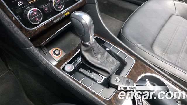 Volkswagen Passat 1.8 TSI B7 2015 — фото 9