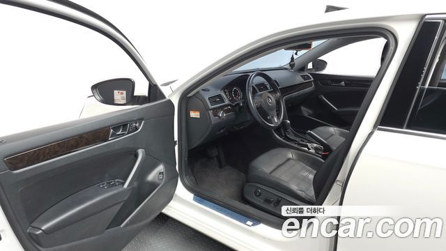 Volkswagen Passat 1.8 TSI B7 2015 — фото 10