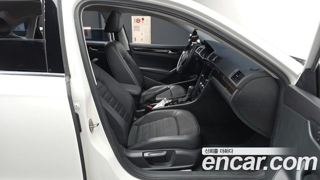 Volkswagen Passat 1.8 TSI B7 2015 — фото 12