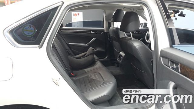Volkswagen Passat 1.8 TSI B7 2015 — фото 13