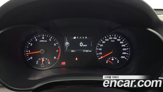 Kia K5 (II) 2.0 MX Noblesse 2017 — фото 8