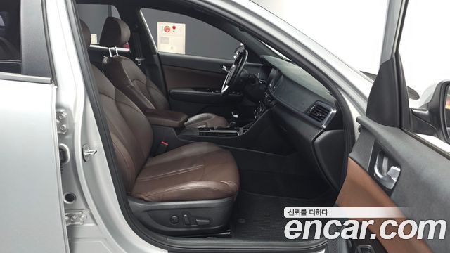 Kia K5 (II) 2.0 MX Noblesse 2017 — фото 11