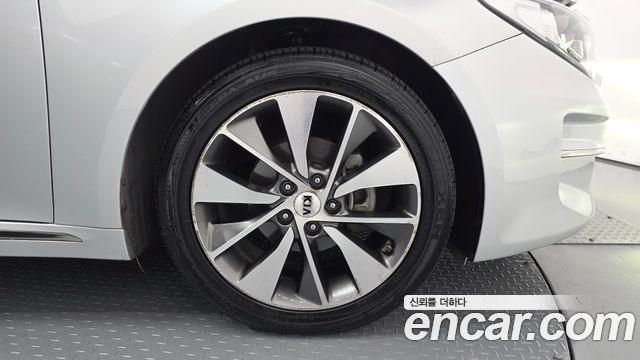 Kia K5 (II) 2.0 MX Noblesse 2017 — фото 21