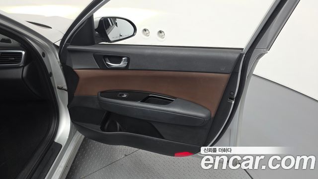 Kia K5 (II) 2.0 MX Noblesse 2017 — фото 24