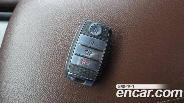 Kia K5 (II) 2.0 MX Noblesse 2017 — фото 31