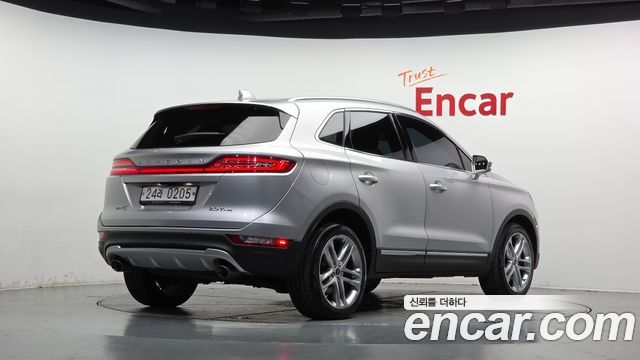 Lincoln MKC 2.0 AWD 2017 — фото 2