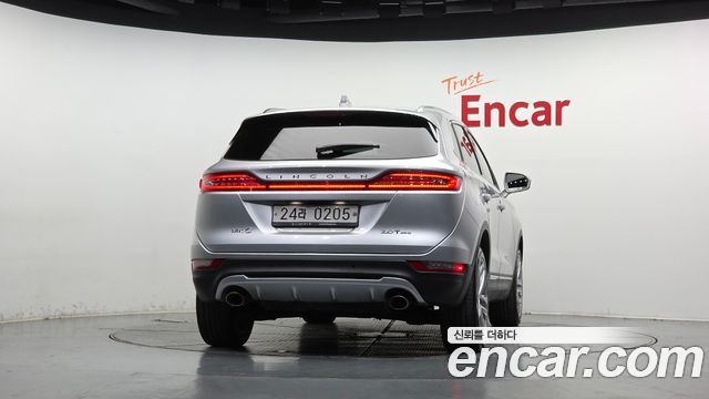 Lincoln MKC 2.0 AWD 2017 — фото 4