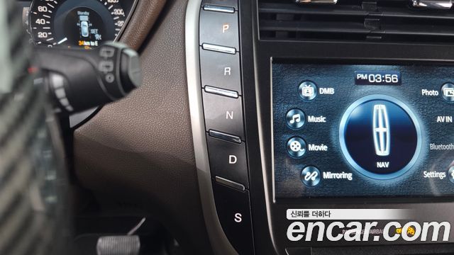 Lincoln MKC 2.0 AWD 2017 — фото 9