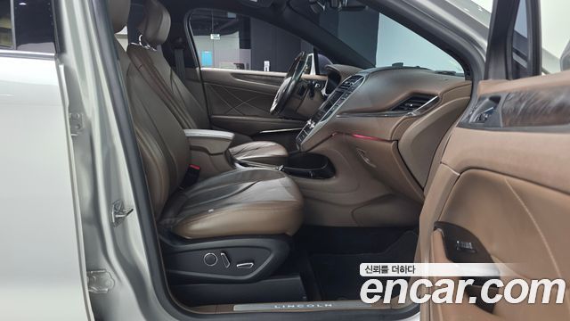 Lincoln MKC 2.0 AWD 2017 — фото 15