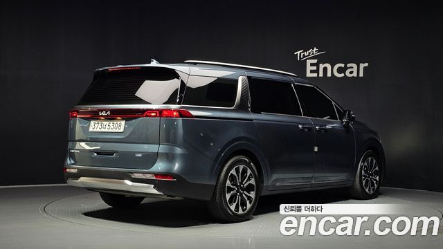 Kia Carnival (IV) Gasoline 7-Seater Signature 2022 — фото 2