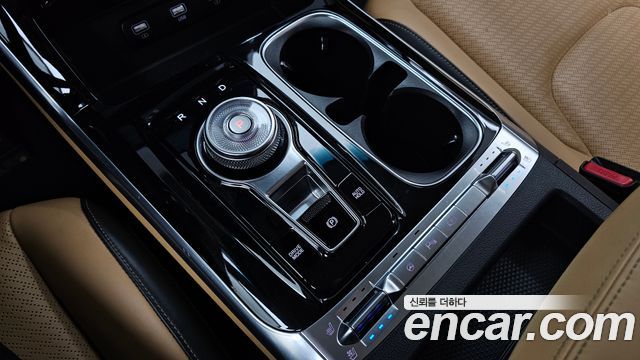 Kia Carnival (IV) Gasoline 7-Seater Signature 2022 — фото 9