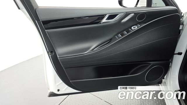 Genesis G80 (RG3) Gasoline 2.5 Turbo 2WD 2022 — фото 24