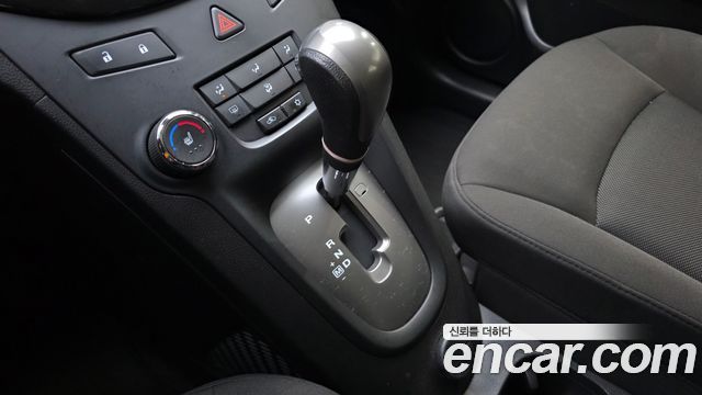 Chevrolet Orlando 1.6 Diesel LT Convenience 2018 — фото 9