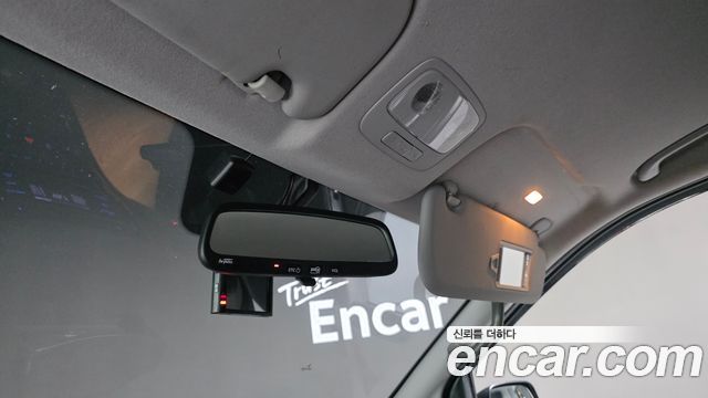 Hyundai Grand Starex Van 5-Seater Modern 2020 — фото 16