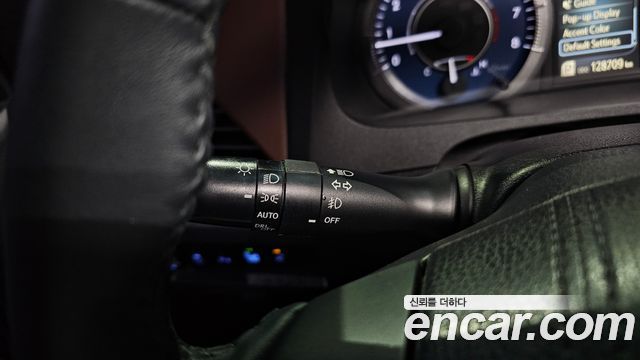 Toyota Sienna 3.5 AWD 2015 — фото 36
