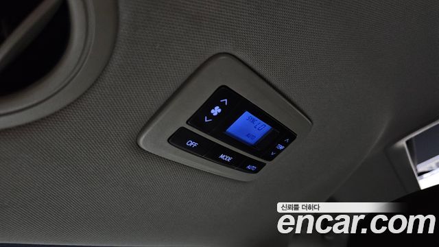 Toyota Sienna 3.5 AWD 2015 — фото 39