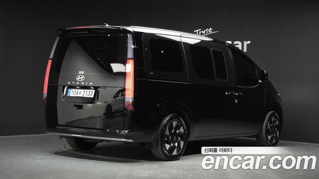 Hyundai Staria HEV 1.6T Lounge 9-Seater Inspiration 2026 — фото 2