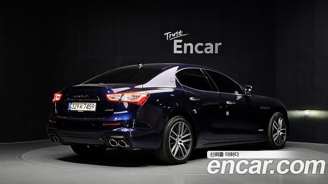 Maserati Ghibli 3.0 GranSport 3rd 2020 — фото 2