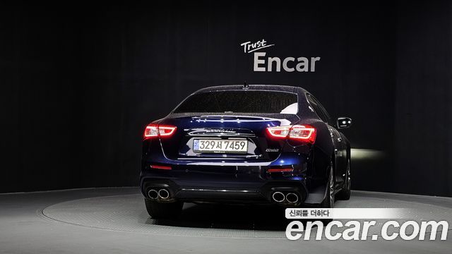 Maserati Ghibli 3.0 GranSport 3rd 2020 — фото 4