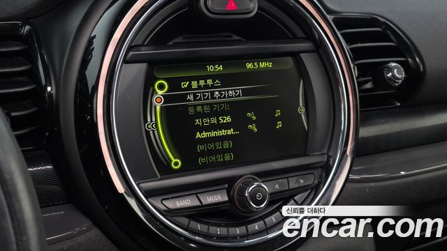 MINI Cooper D Clubman Standard 2nd 2018 — фото 18
