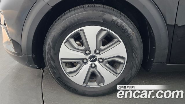 Kia Niro 1.6 HEV Trendy 2022 — фото 5
