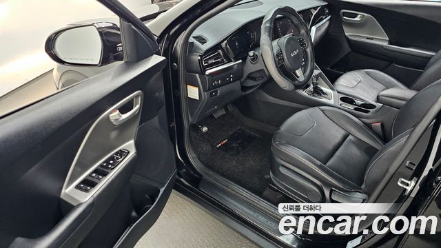 Kia Niro 1.6 HEV Trendy 2022 — фото 10