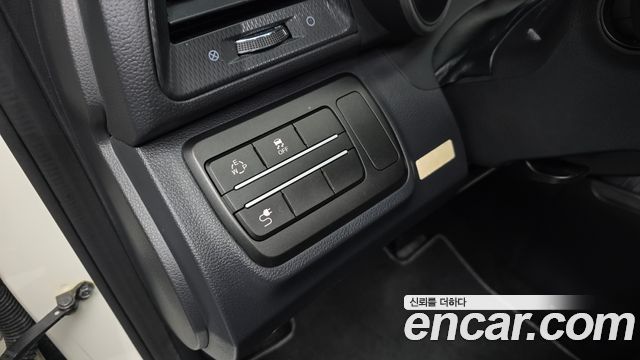 KG Mobility (SsangYong) Tivoli Air 1.6 IX 2WD 2017 — фото 16