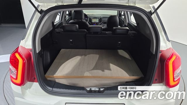 KG Mobility (SsangYong) Tivoli Air 1.6 IX 2WD 2017 — фото 28