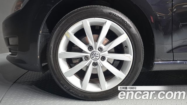 Volkswagen Golf (VII) 1.6 TDI 2015 — фото 5
