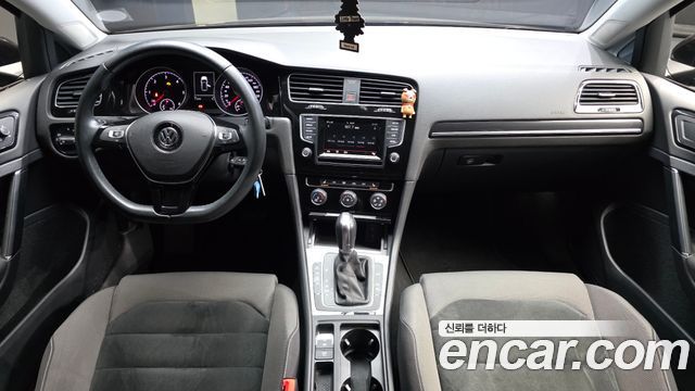 Volkswagen Golf (VII) 1.6 TDI 2015 — фото 7