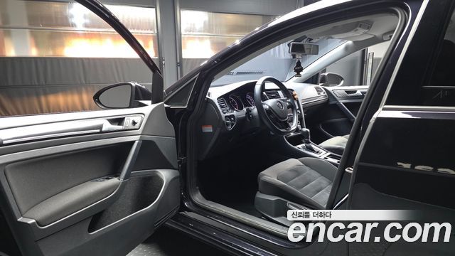 Volkswagen Golf (VII) 1.6 TDI 2015 — фото 10