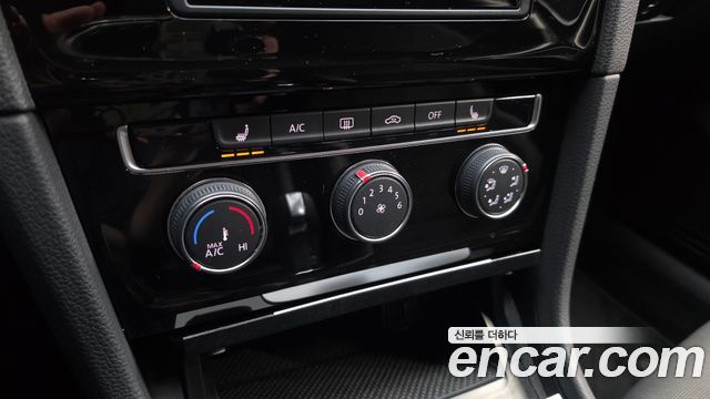 Volkswagen Golf (VII) 1.6 TDI 2015 — фото 18